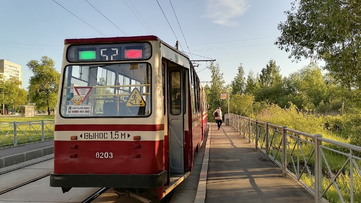 С павильонами, банкоматами и кофейнями: в Петербурге появится первый в стране трамвайный вокзал