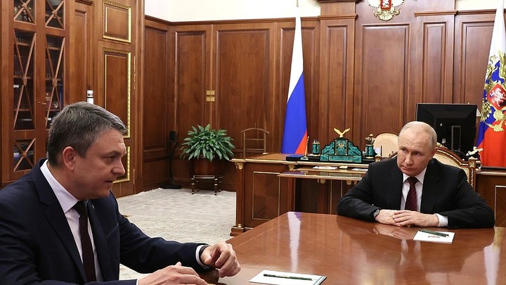 Путин - Пасечнику: ЛНР будем вмонтировать в Россию