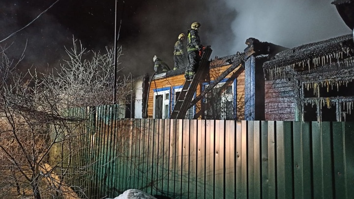 В Кольчугино из-за пожара две семьи остались без жилья