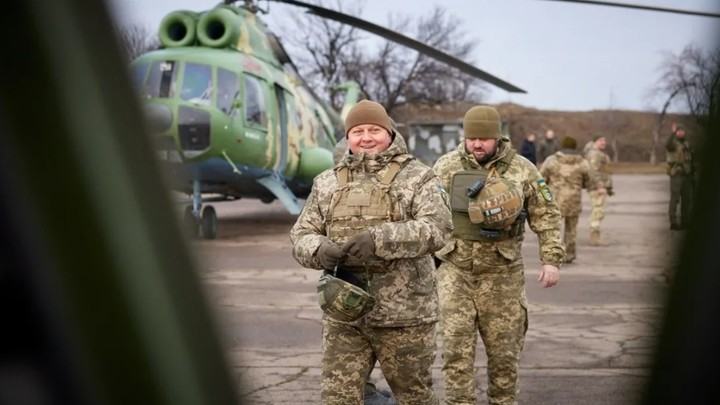 Погибший в Киеве главком ВСУ Залужный похвастался польскими Крабами