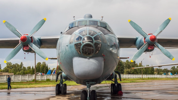 Авиакомпания Ангара не сможет летать по коммерческим рейсам Авиакомпания Ангара не сможет летать по коммерческим рейсам