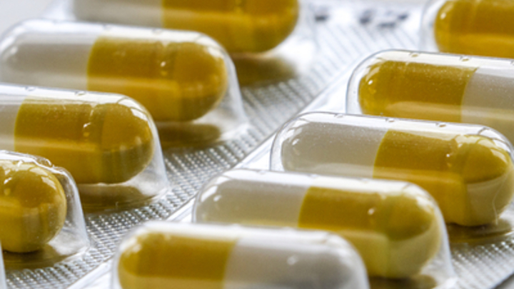 Бигфарма нашла новый источник обогащения: 30 млн таблеток для защиты от русских