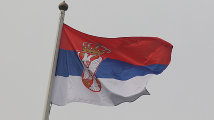 Министра экономики Сербии, выступавшего за санкции против России, призвали “закрыть рот”