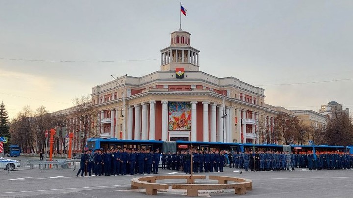 Парад Победы 9 мая в Кемерово: онлайн-трансляция