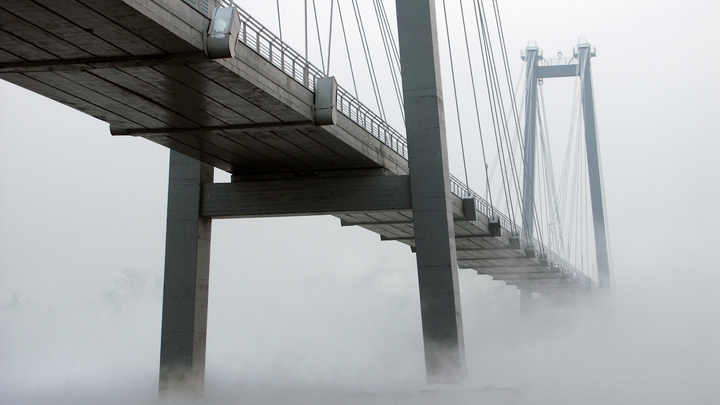 Участок трассы Адлер — Красная Поляна перекрыли для очистки моста от наледи
