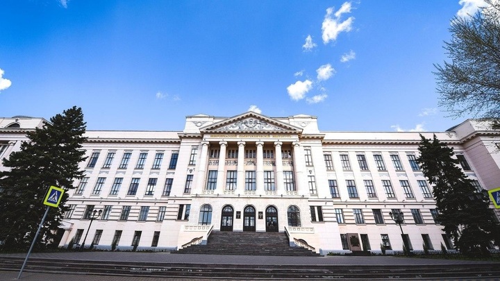 Сидеть по комнатам, на улицу не выходить: в Новочеркасске из-за коронавируса введён карантин в общежитии вуза