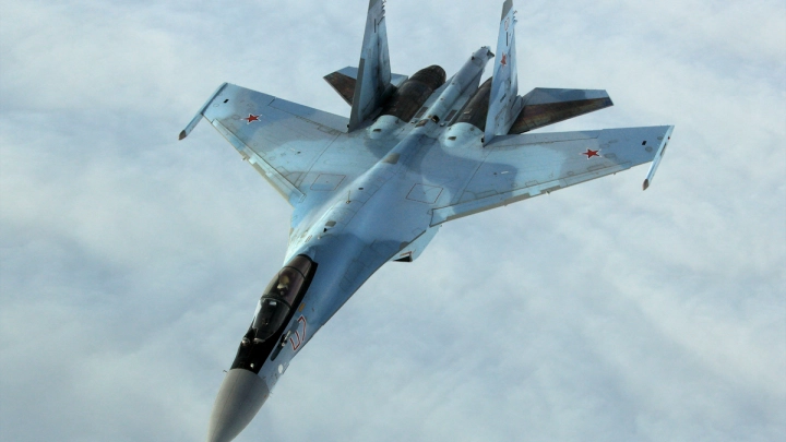 Aviahub показал фото из кабины военного самолета ВКС России в первый день СВО
