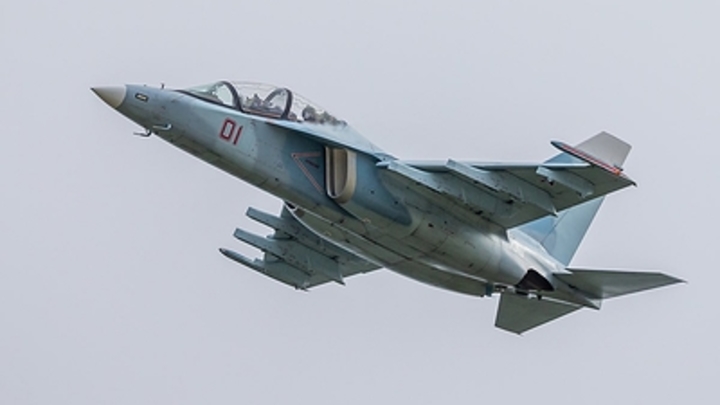 Русским пилотам собираются выдать пистолеты-пулемёты