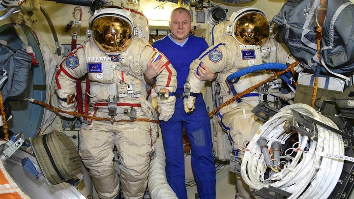 Космонавт из Беларуси Олег Новицкий передал на Землю сигнал о пожаре на МКС