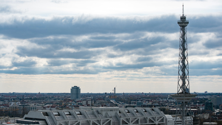 Германия на грани раскола: Берлину пришлось отказаться от русофобских санкций