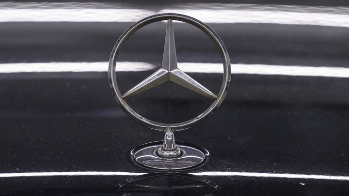 Депутата Госдумы задержали из-за его Мерседеса. История получилась с двойным дном