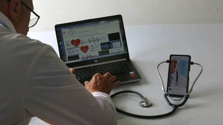 Как в России загубили наследие советской медицины: Член СПЧ о паразитах в теле государства