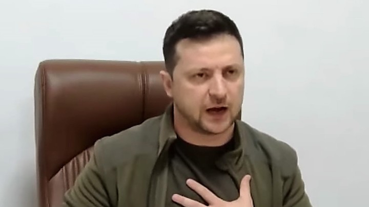 Украинский посол открыто отругал власти ФРГ и оправдал Зеленского: Имеет право