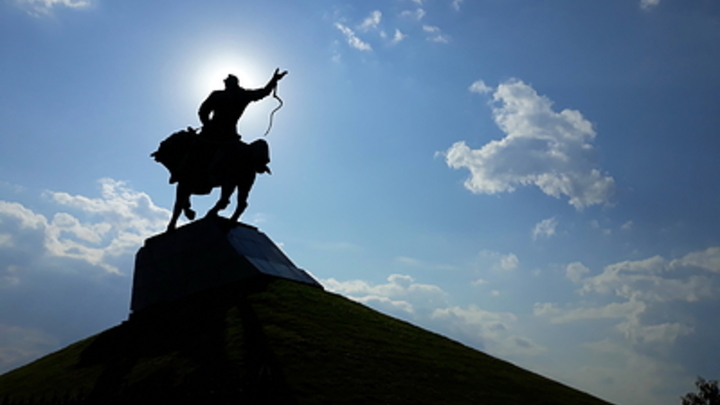 Мэры из Башкирии зачитали рэп про свои города: Будут сиять ярче, чем Москва