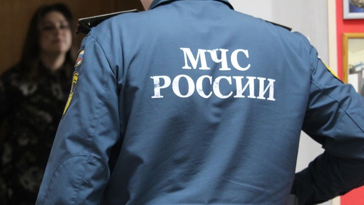 В Новочеркасске рухнул балкон второго этажа в доме 1917 года. Пострадавших увезли в больницу
