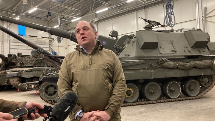 Глава британского Минобороны заявил о недопущении принуждения Киева к уступкам