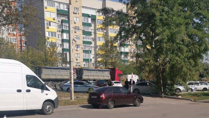 В Ростове-на-Дону мужчина таинственно скончался за рулём отечественного автомобиля