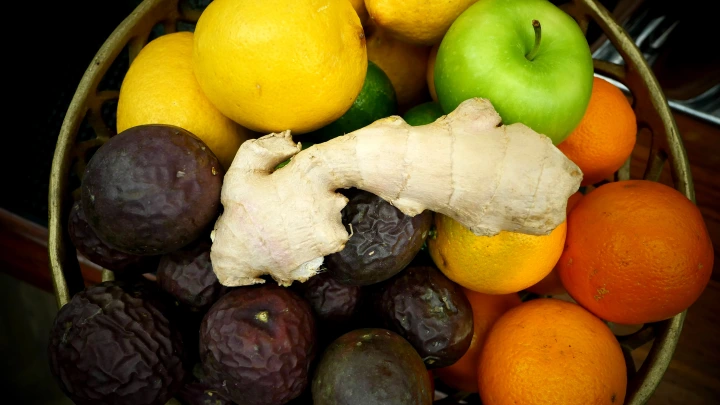 Назван ароматный фрукт, снижающий холестерин и воспаления