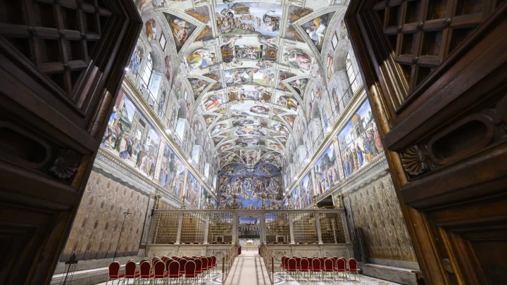 Конклав начинается: Секретные выборы папы Римского стартовали