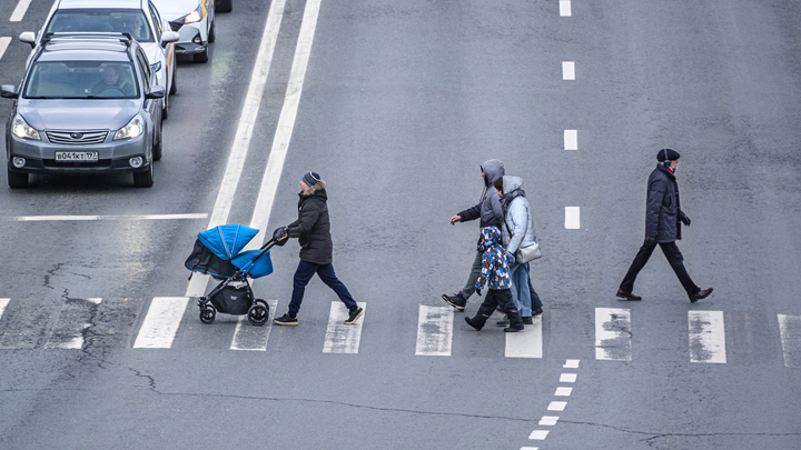 На юго-западе Москвы иномарка сбила 68-летнюю женщину на пешеходном переходе
