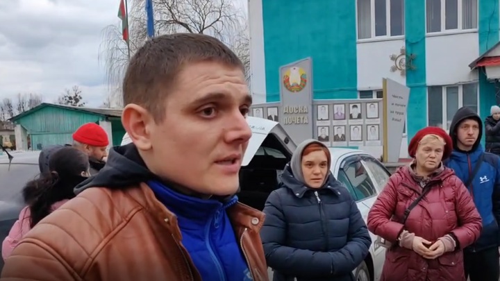 Русские военные чудом вывели беженцев из Гостомеля под огнём неонацистов