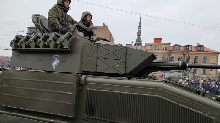 Польша усиливает военную мощь из-за страха эскалации конфликта на Украине