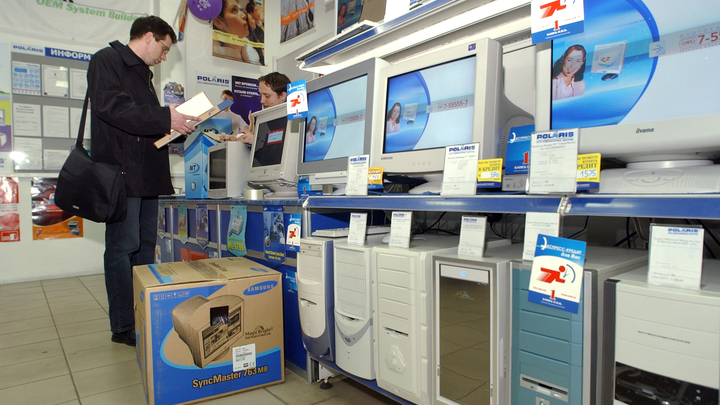 В России сократился ассортимент техники и электроники. Эксперты объяснили явление