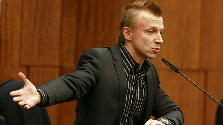 Был удивлен: Антон Комолов оценил пикет Сергея Зверева в защиту озера Байкал