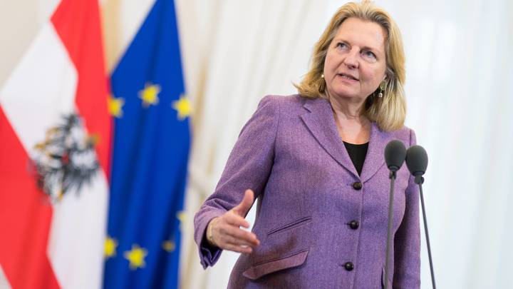 Не всё так однозначно: Кнайсль пожаловалась в полицию на мужа