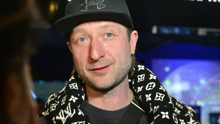 Плющенко готовится предать страну из-за копеечного повода? Факты и мнения