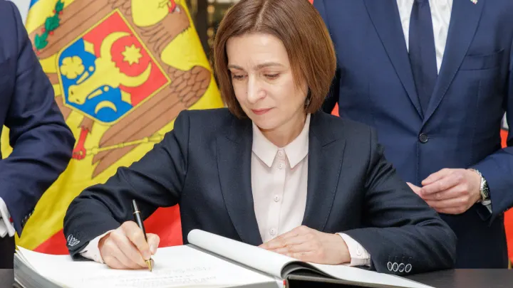 «Рука Кремля»? Нет, «рука Кишинёва»: как Санду вмешалась в выборы в Румынии
