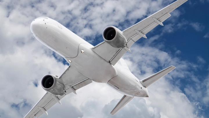 Разведывательный самолёт ВМС США был замечен над Чёрным морем у Сочи