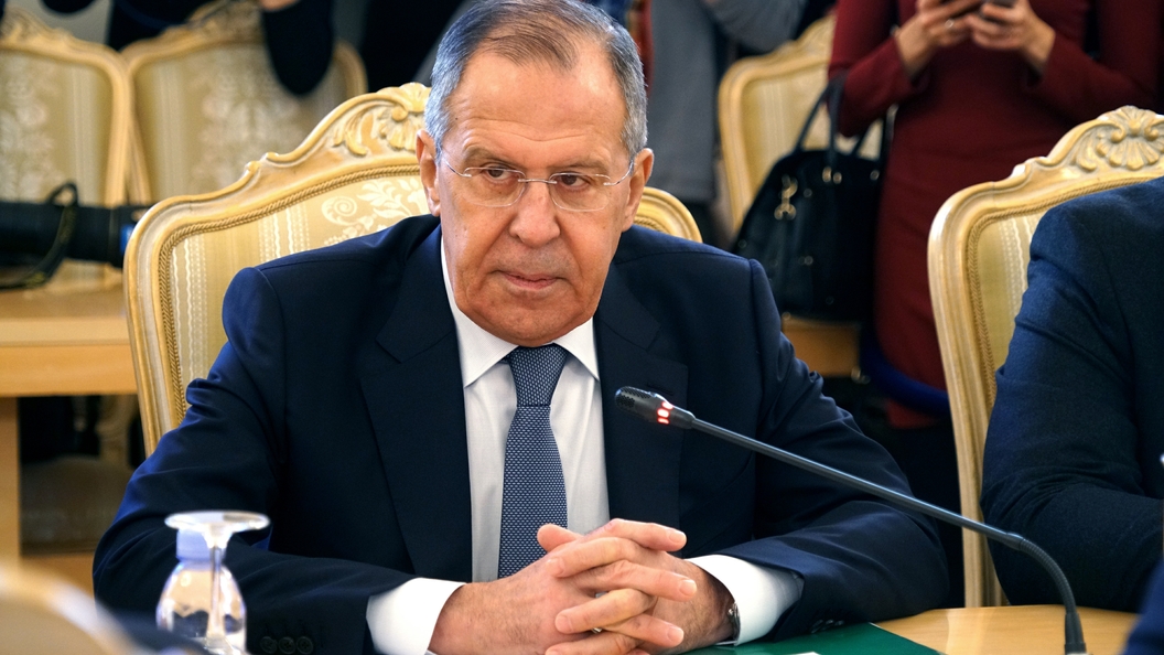 Лавров: На месте отравления Скрипаля нашли следы американского яда Лавров: На месте отравления Скрипаля нашли следы американского яда