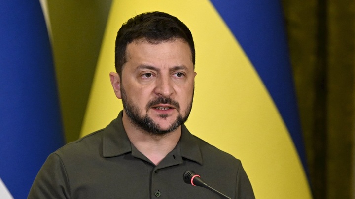 Зеленскому бросили вызов дома: Экс-разведчик США Риттер намекнул на печальный финал главы Украины