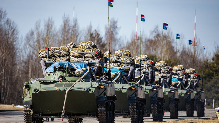 Бойцы Русского космодесанта борются с инопланетной угрозой: Ролик об армии будущего