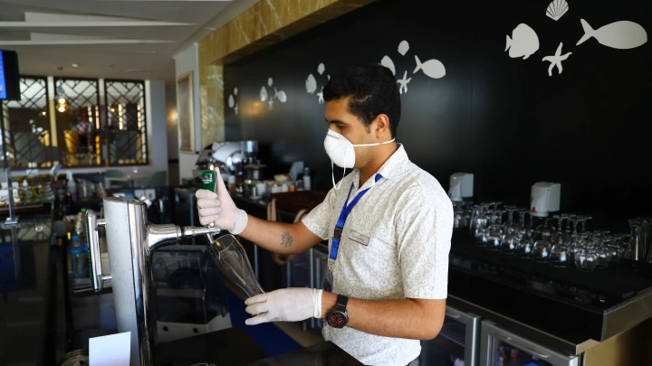 Египтянин ошарашил девушку из России вопросом: Почему у ваших женщин такие волосатые руки?