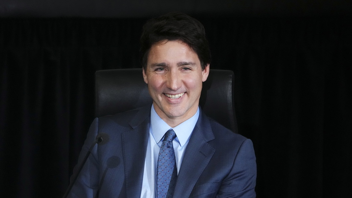 Прорыв мировой политики - Трюдо на шоу извращенцев