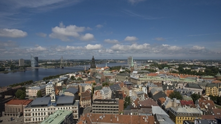 В Латвии попытались составить слово счастье из четырёх букв. Вы будете смеяться