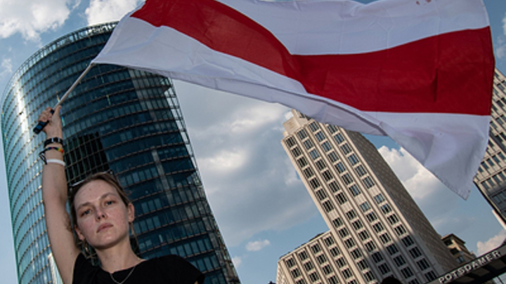 Ультиматум Лукашенко и видео, которое не покажут провокаторы: Протесты в Белоруссии - трансляция