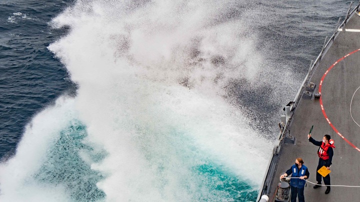 Атака в Аденском заливе: Хуситы стали отвечать уже всерьёз