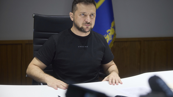 Зеленский выступил со срочным обращением к гражданам Украины