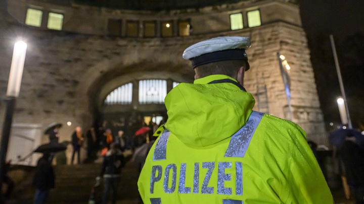 Думаете, сдамся?: Русская патриотка, задержанная в Германии, вышла на свободу