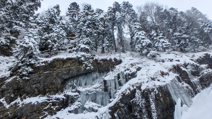 МЧС: в горах Краснодарского края и Адыгеи есть риск схода лавин