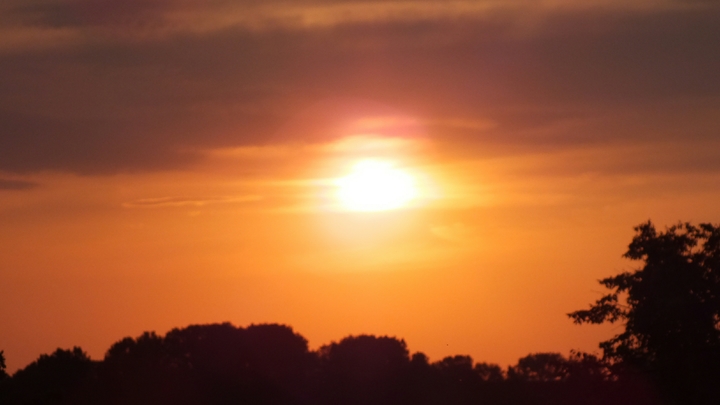 Над Краснодарским краем взойдёт опасное солнце