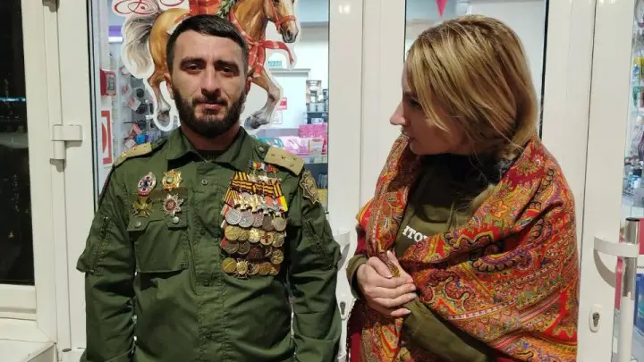 Колотовкина пожаловалась на угрозы после сообщения о ряженых героях