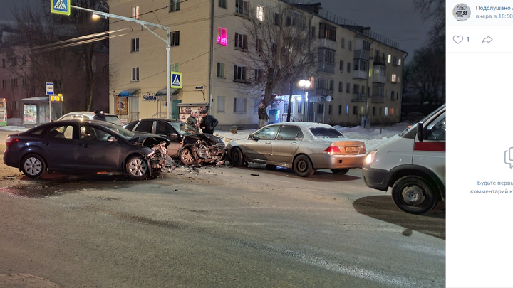 Во Владимире в ДТП с четырьмя автомобилями пострадал один человек