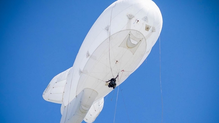 В Росгвардии объяснили, что за дирижабль парил в небе над Краснодаром