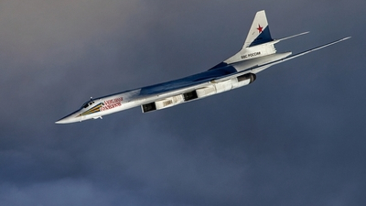 Российские Ту-160 заставили ВВС США и Канады понервничать в небе - СМИ