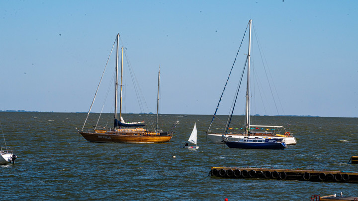 Путин призвал создать новые курорты на Азовском море