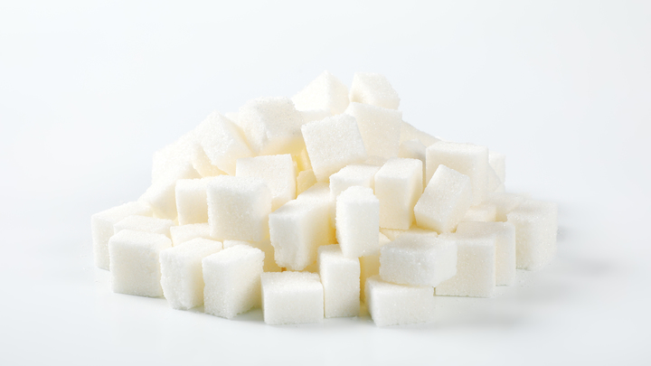 Украинцы похвастали изобилием сахара: ноль ажиотажа, ноль покупателей… ноль товаров